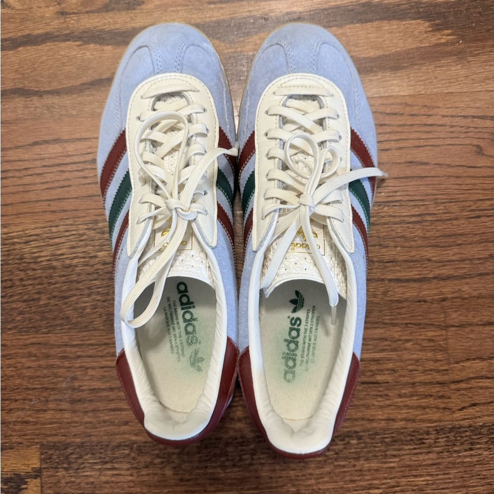 Adidas Gazelle Indoor Shoes
Size: M 9 / W 10 - Picture 6 of 10